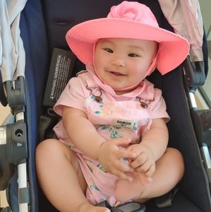 Meet your Posher, April